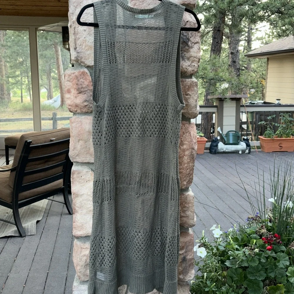 MAURICES Size LARGE Army Olive Green Open Weave Long Line Sweater Vest Boho